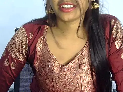 Snapshot of Hott_Noor chatting on 10-16-25, 04:41 Hott Noor online show from 10-16-25, 04:41
