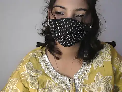 Snapshot of Hott_Noor chatting on 11-06-25, 10:05 Hott Noor online show from 11-06-25, 10:05