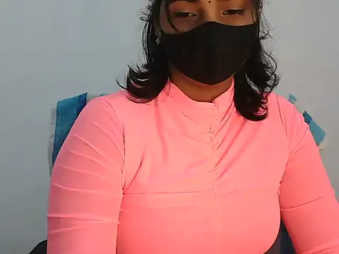 Snapshot of Hott_Noor chatting on 11-22-25, 04:06 Hott Noor online show from 11-22-25, 04:06