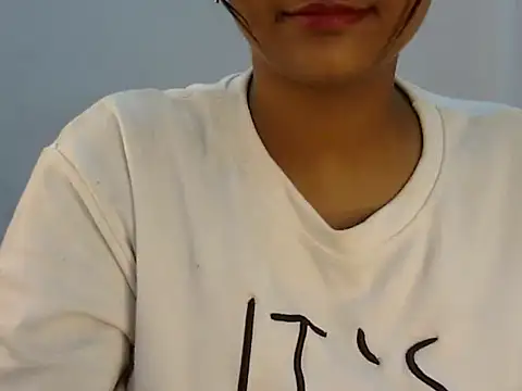 Snapshot of Hott_Noor chatting on 12-01-25, 08:25 Hott Noor online show from 12-01-25, 08:25