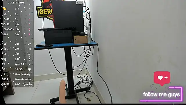 lunna noir online show from 09-22-25, 12:18