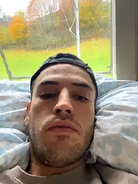 Snapshot of dino2603 chatting on 10-30-25, 02:07 dino2603 online show from 10-30-25, 02:07