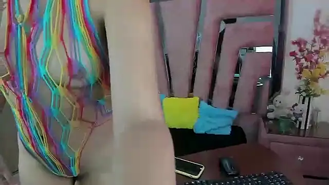 Snapshot of MaraKarly chatting on 09-13-25, 12:38 MaraKarly online show from 09-13-25, 12:38