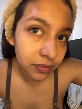  Chloe Smith online show from 04-01-26, 07:44