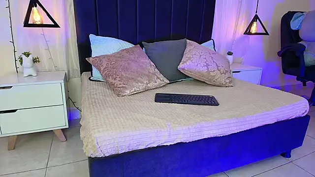 IvyBelle  online show from 10-06-25, 11:40