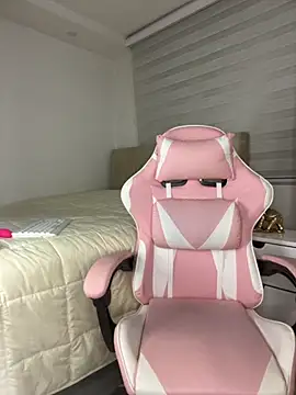 Nicolblossom1 online show from 10-25-25, 10:59