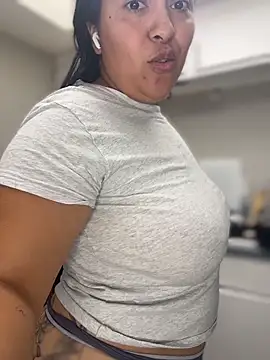 latina curvy22 online show from 05-22-26, 06:35
