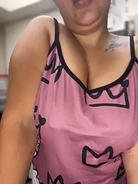 latina curvy22 online show from 06-17-26, 08:54