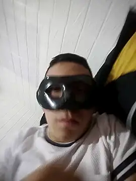 kirito84739 online show from 09-13-25, 06:57