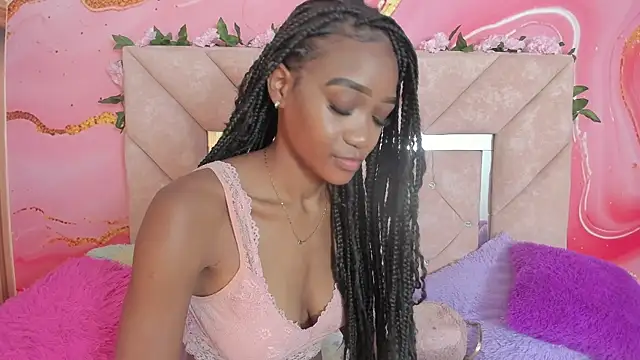 Taylor oriana  online show from 10-22-25, 11:10