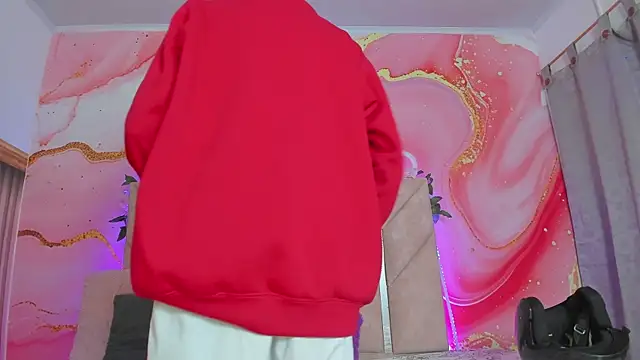 Taylor oriana  online show from 11-22-25, 10:58