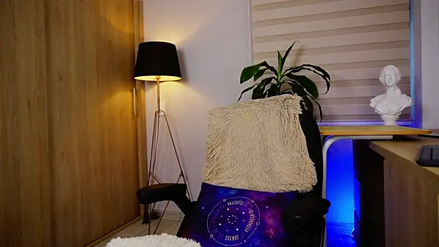 Erick Thompsonx online show from 11-27-25, 08:55