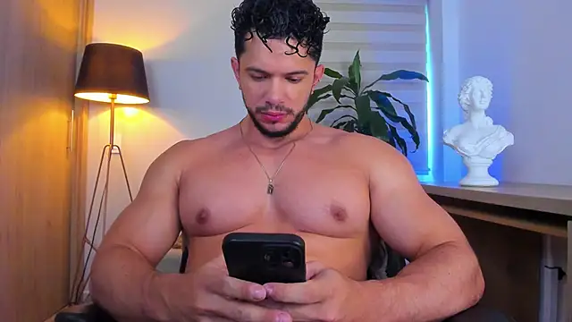 Erick Thompsonx online show from 04-25-26, 08:50