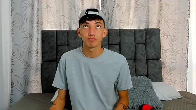 Maikol Ortiz online show from 12-18-25, 12:22