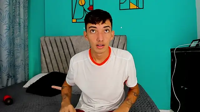 Maikol Ortiz online show from 04-23-26, 12:29