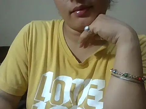 Snapshot of rekha_09 chatting on 09-11-25, 06:30 rekha 09 online show from 09-11-25, 06:30