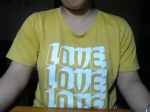 Snapshot of rekha_09 chatting on 10-30-25, 11:00 rekha 09 online show from 10-30-25, 11:00