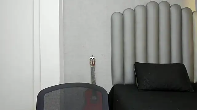 Charlotte-Star online show from 10-29-25, 08:21