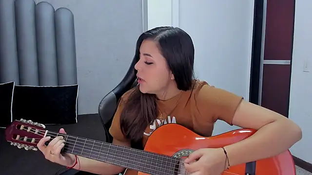 Charlotte-Star online show from 11-29-25, 07:50