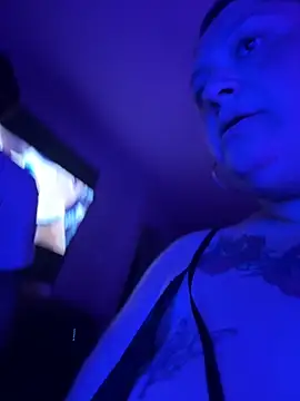 Snapshot of bbwbubbles77 chatting on 12-15-25, 04:55 bbwbubbles77 online show from 12-15-25, 04:55