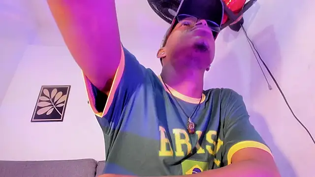 criss zuri online show from 04-24-26, 11:56