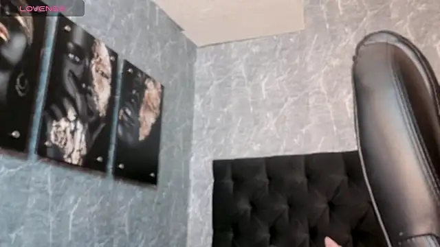 sophie  blare online show from 06-04-26, 05:19