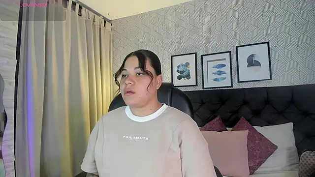 sophie  blare online show from 07-07-26, 06:56