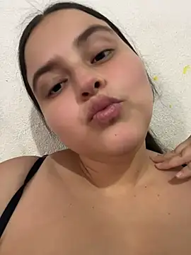mia-08martinez  online show from 05-22-26, 06:13