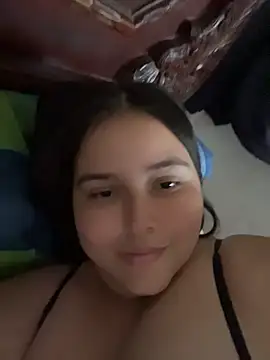 mia-08martinez  online show from 05-24-26, 05:18