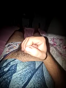 Snapshot of hornny_boy310055 chatting on 10-06-25, 05:21 hornny boy310055 online show from 10-06-25, 05:21