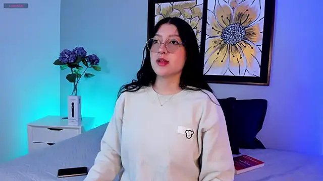 kaylii purple online show from 12-21-25, 03:52