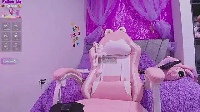 MeganRouss74 online show from 11-13-25, 11:09