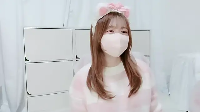 Hanachan Gcup  online show from 10-30-25, 11:22