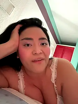 Snapshot of MyHoneyFrida chatting on 10-07-25, 02:42 MyHoneyFrida online show from 10-07-25, 02:42