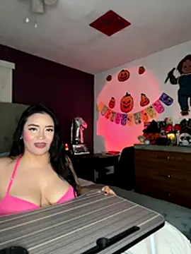 Snapshot of MyHoneyFrida chatting on 10-24-25, 03:58 MyHoneyFrida online show from 10-24-25, 03:58