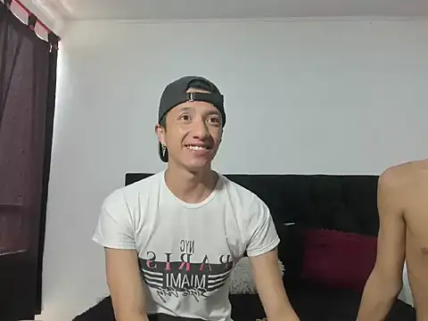 mhatias  online show from 09-20-25, 04:19