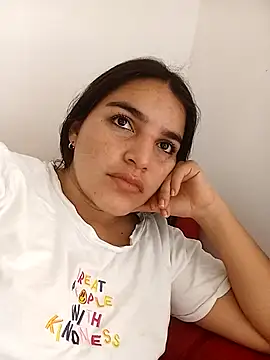 chloe 90 online show from 09-29-25, 04:34