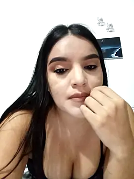 chloe 90 online show from 12-03-25, 01:24