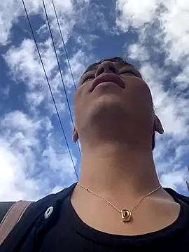 Snapshot of Thiago_blsd chatting on 09-25-25, 06:55 Thiago blsd online show from 09-25-25, 06:55