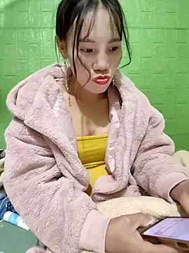 Tin tanny online show from 11-28-25, 01:36