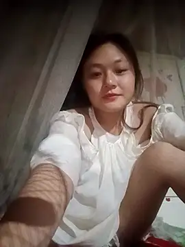 mai-xinh online show from 10-10-25, 03:11