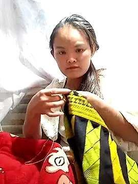 xinhxinhcute online show from 10-15-25, 03:01