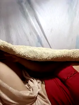 xinhxinhcute online show from 10-24-25, 11:50