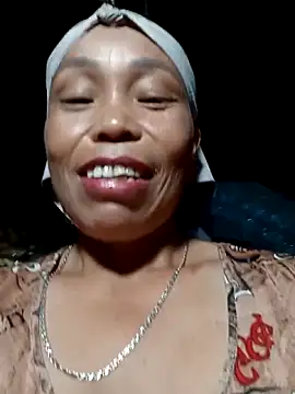 Snapshot of kihi-yo chatting on 10-07-25, 04:42 kihi-yo online show from 10-07-25, 04:42