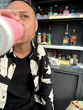 dajiba4718 online show from 11-18-25, 04:06