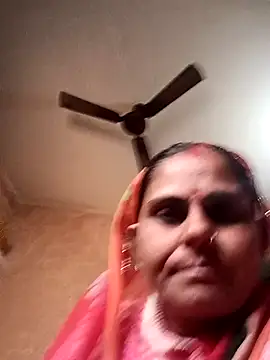 Snapshot of Hot_rachnasexy chatting on 11-27-25, 10:06 Hot rachnasexy online show from 11-27-25, 10:06