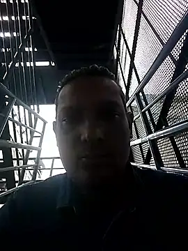 bisexdon online show from 10-04-25, 08:23