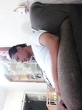 bisexdon online show from 10-31-25, 06:25