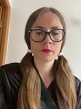 SophieDesire online show from 09-17-25, 06:59