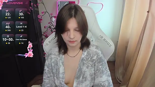 AudreyyKim online show from 04-19-26, 08:13